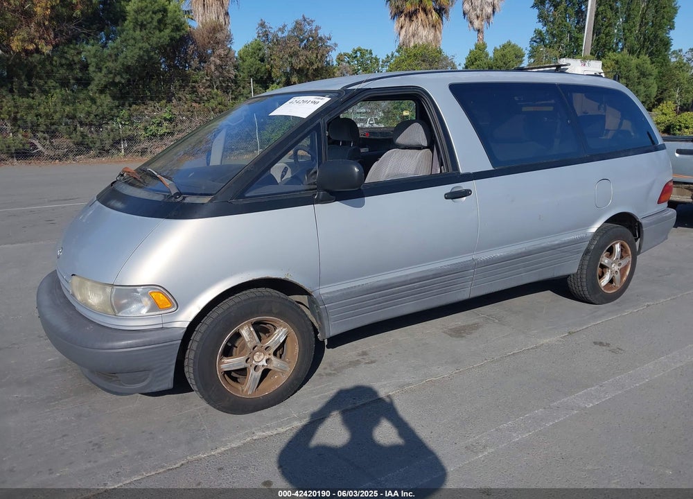 1994 TOYOTA PREVIA LE VIN: JT3AC12R1R1120897