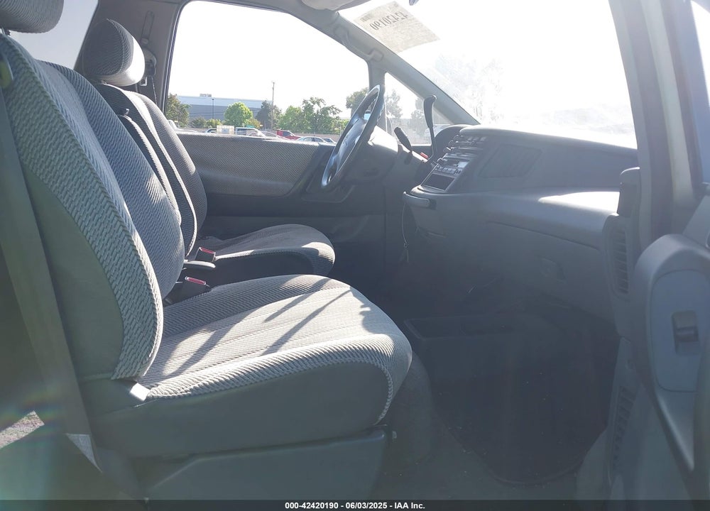 1994 TOYOTA PREVIA LE VIN: JT3AC12R1R1120897