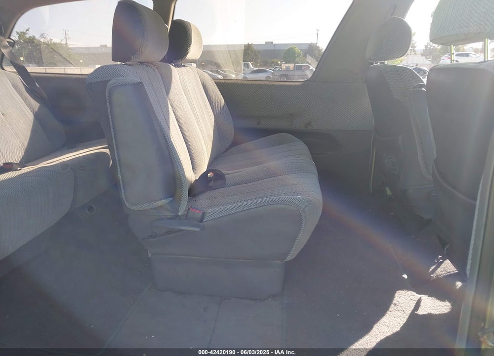 1994 TOYOTA PREVIA LE VIN: JT3AC12R1R1120897