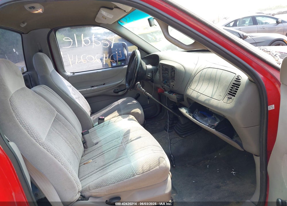 1998 FORD F-150 STANDARD/XL/XLT VIN: 2FTZF182XWCA20372