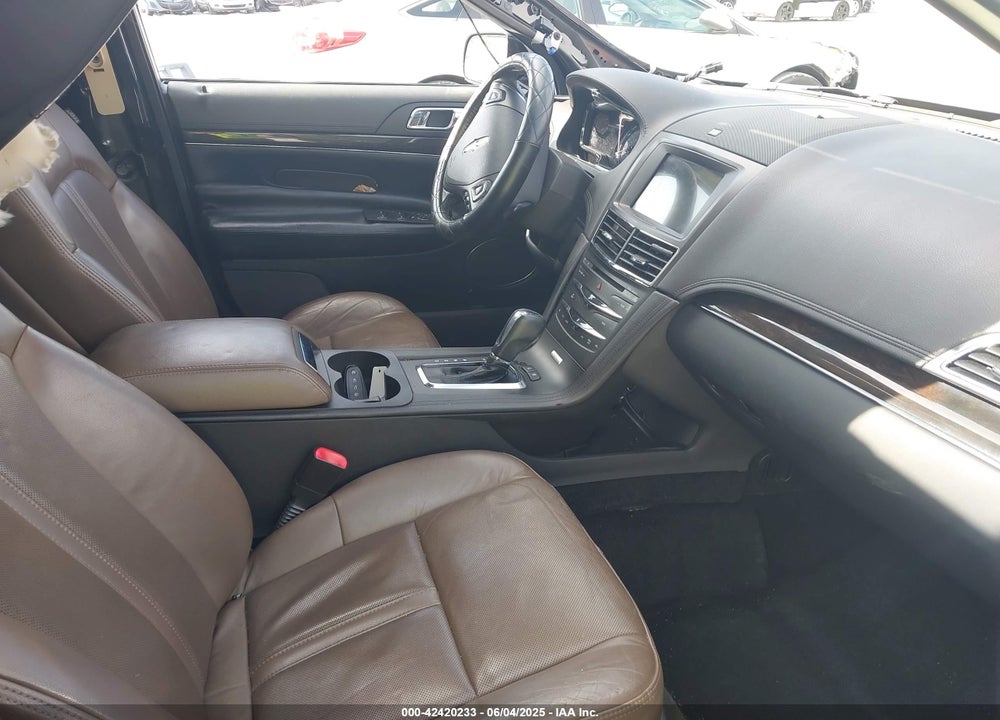 2016 LINCOLN MKT ECOBOOST VIN: 2LMHJ5AT2GBL01402