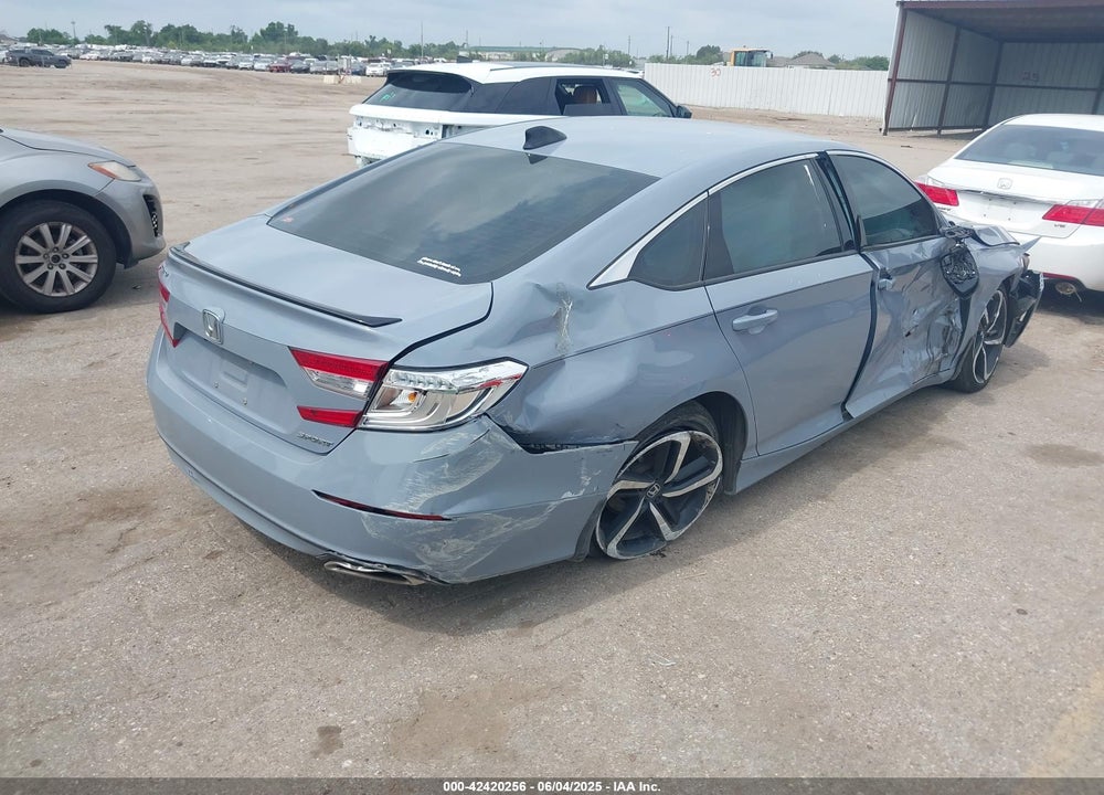 2021 HONDA ACCORD VIN: 1HGCV1F39MA111038