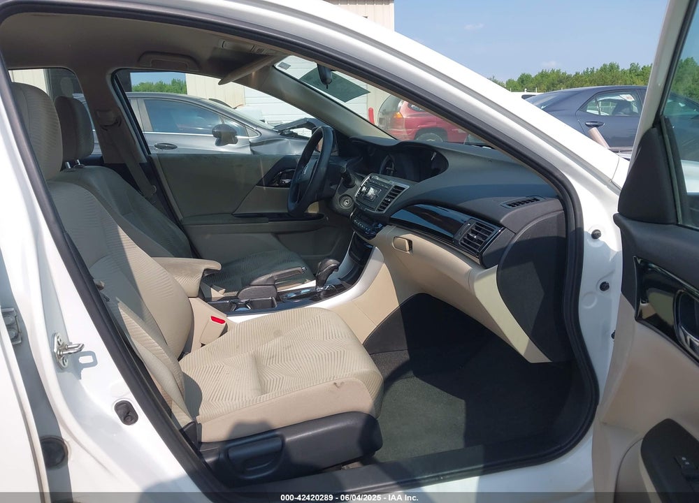 2016 HONDA ACCORD LX VIN: 1HGCR2F33GA069951