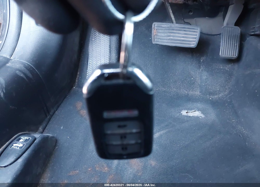 2015 HONDA CIVIC VIN: 2HGFG3B82FH522080