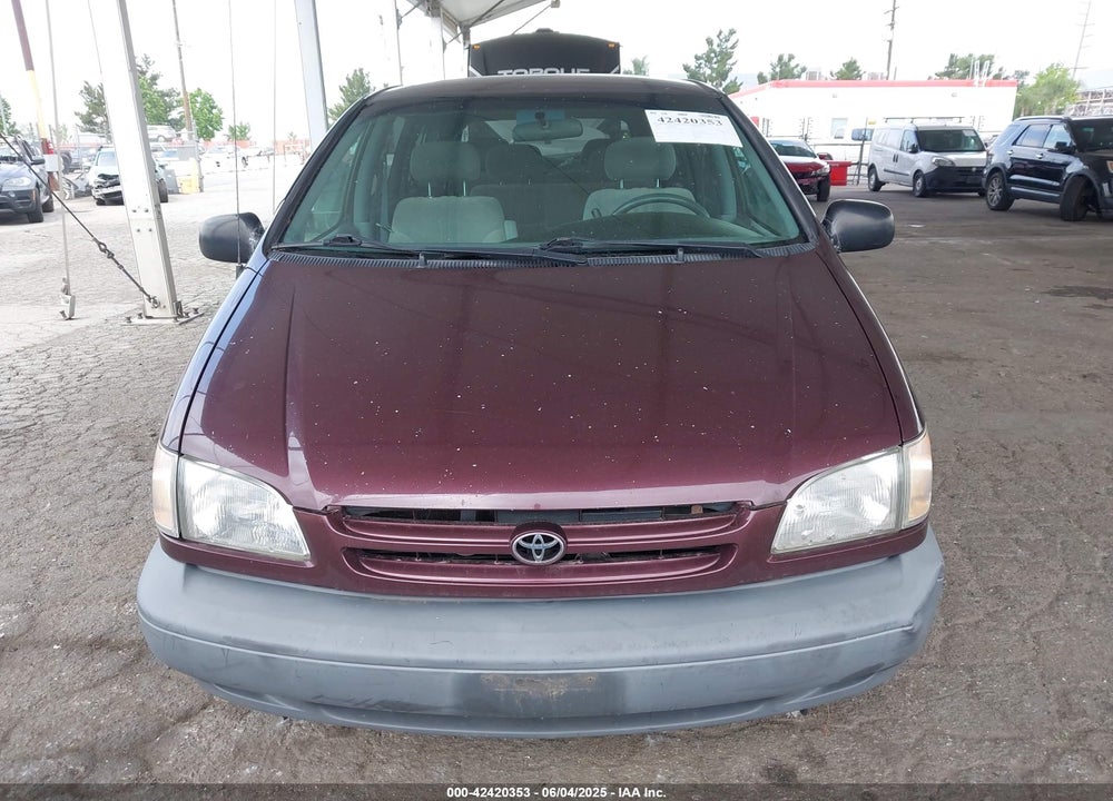 2000 TOYOTA SIENNA CE VIN: 4T3ZF19C9YU272076