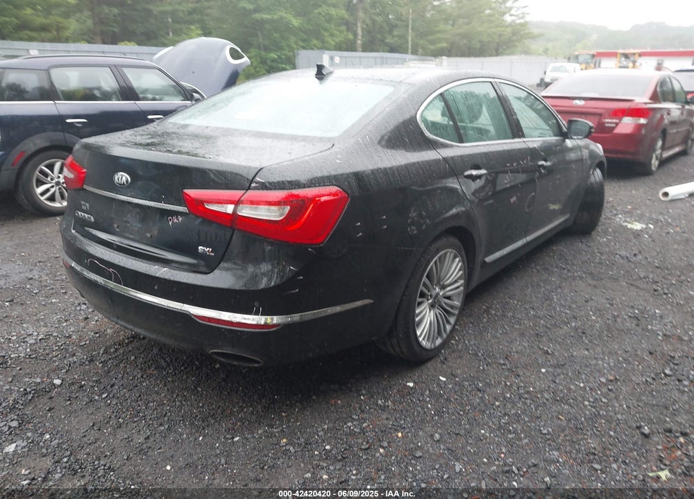 2014 KIA CADENZA VIN: KNALN4D75E5145829