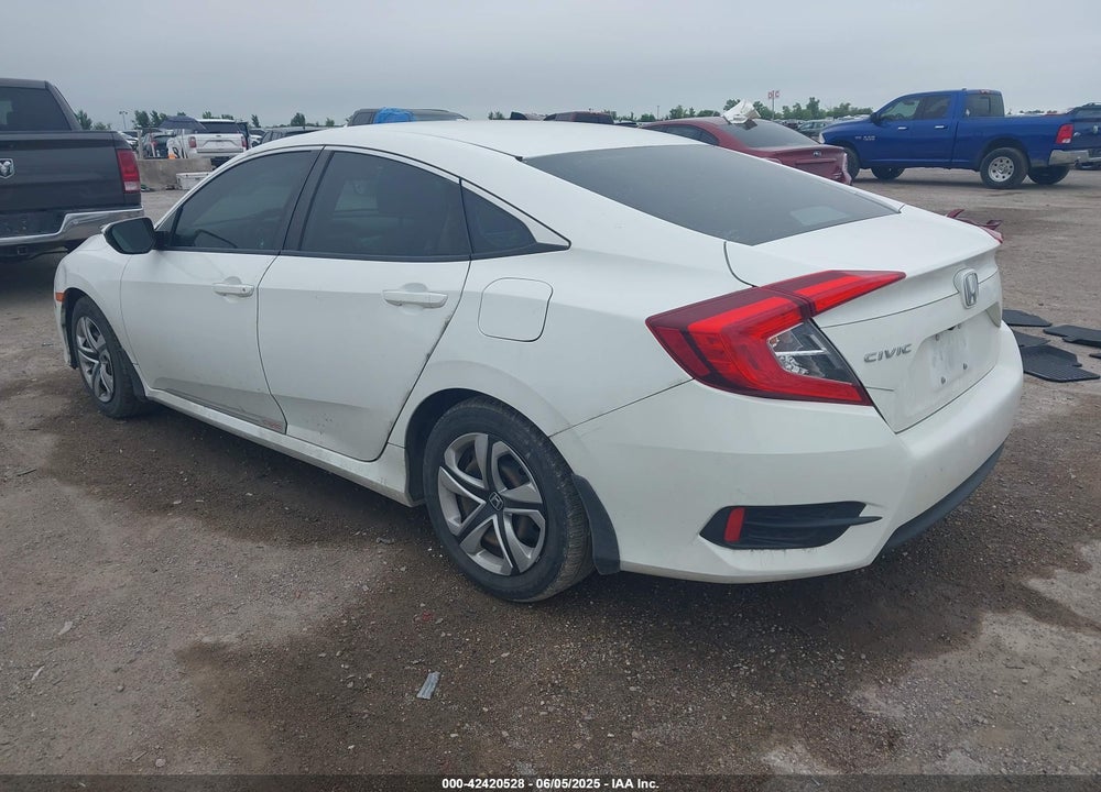 2018 HONDA CIVIC VIN: 19XFC2F56JE013022