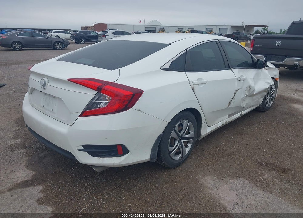 2018 HONDA CIVIC VIN: 19XFC2F56JE013022