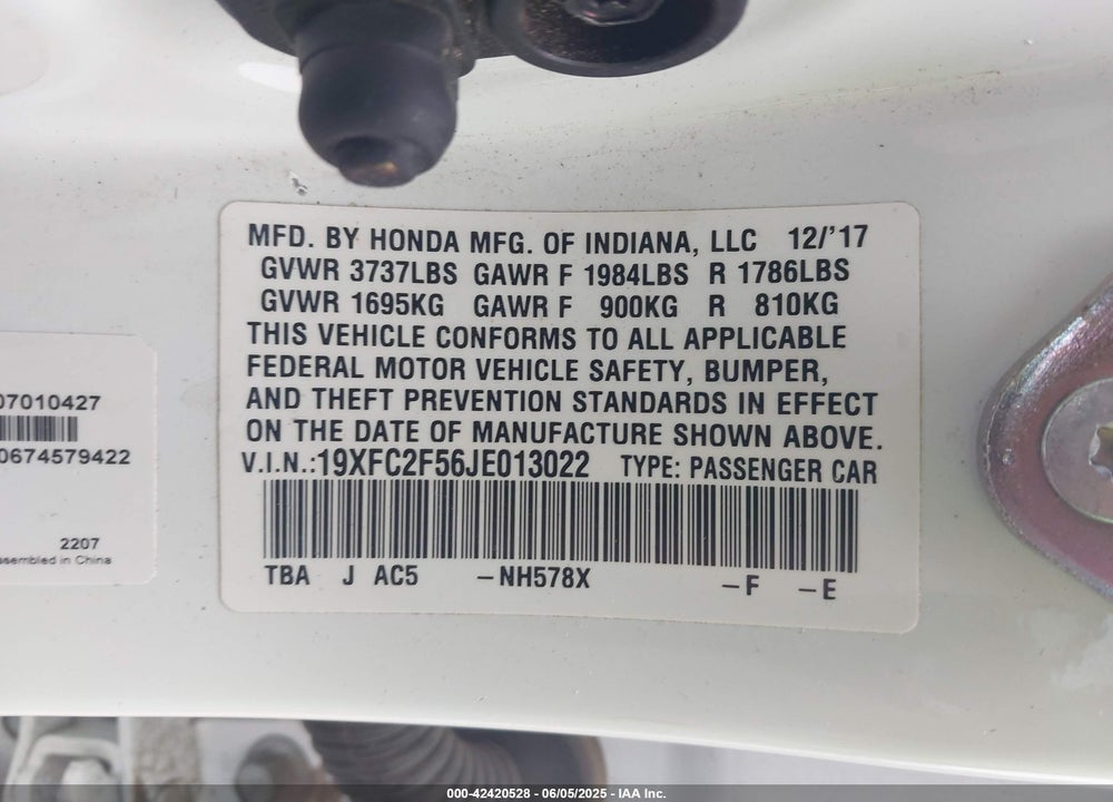 2018 HONDA CIVIC VIN: 19XFC2F56JE013022