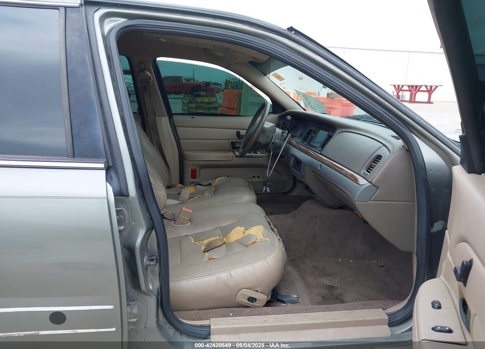 2003 FORD CROWN VICTORIA LX VIN: 2FAFP74W93X134188