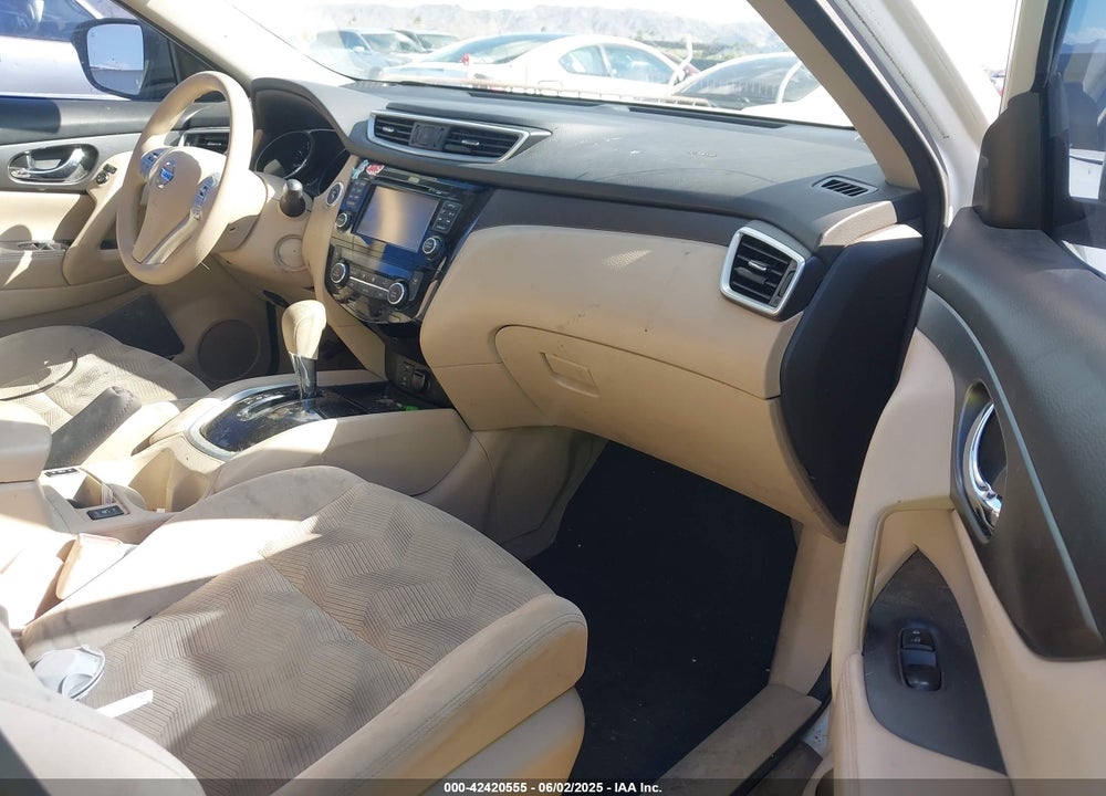 2015 NISSAN ROGUE SV VIN: 5N1AT2MT6FC873895