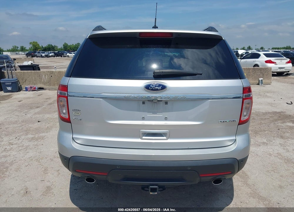 2015 FORD EXPLORER XLT VIN: 1FM5K7D82FGB18300
