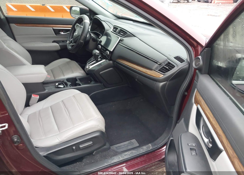 2019 HONDA CR-V VIN: 7FARW1H94KE014233