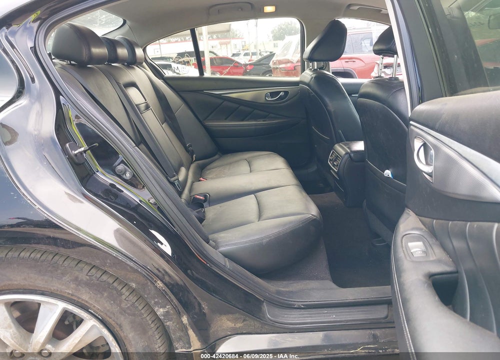 2015 INFINITI Q50 VIN: JN1BV7AP0FM337271