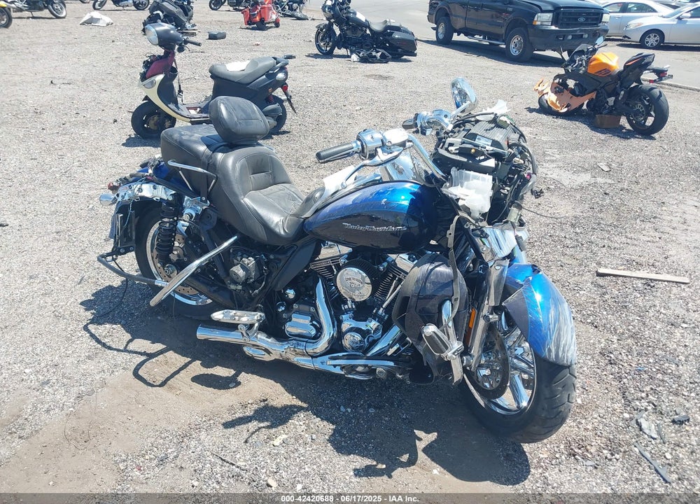 2014 HARLEY-DAVIDSON FLHTKSE CVO LIMITED VIN: 1HD1TEN17EB959058