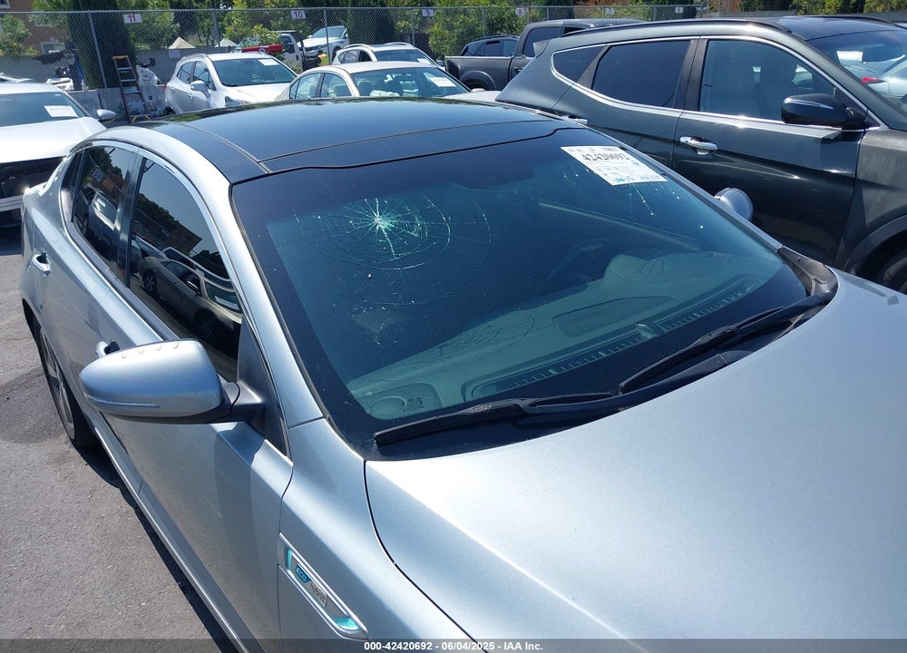 2014 KIA OPTIMA HYBRID VIN: KNAGN4AD1E5065827