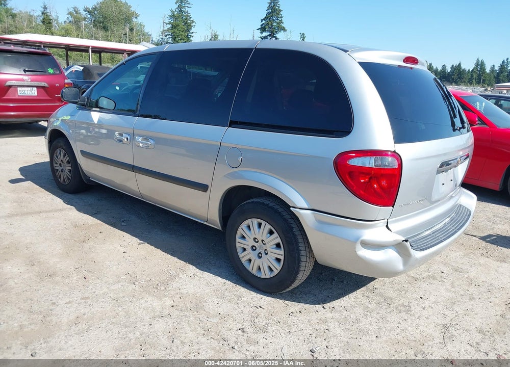 2005 CHRYSLER TOWN & COUNTRY VIN: 1C4GP45R95B198498