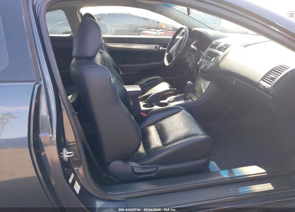 2003 HONDA ACCORD 3.0 EX VIN: 1HGCM82653A032895