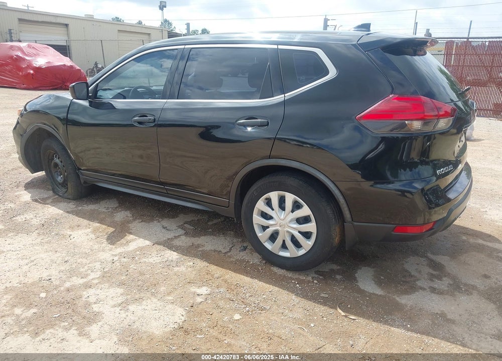 2017 NISSAN ROGUE VIN: JN8AT2MT1HW388428