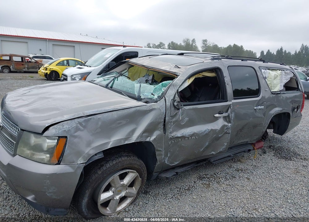 2008 CHEVROLET SUBURBAN 1500 LTZ VIN: 1GNFC16098R142568