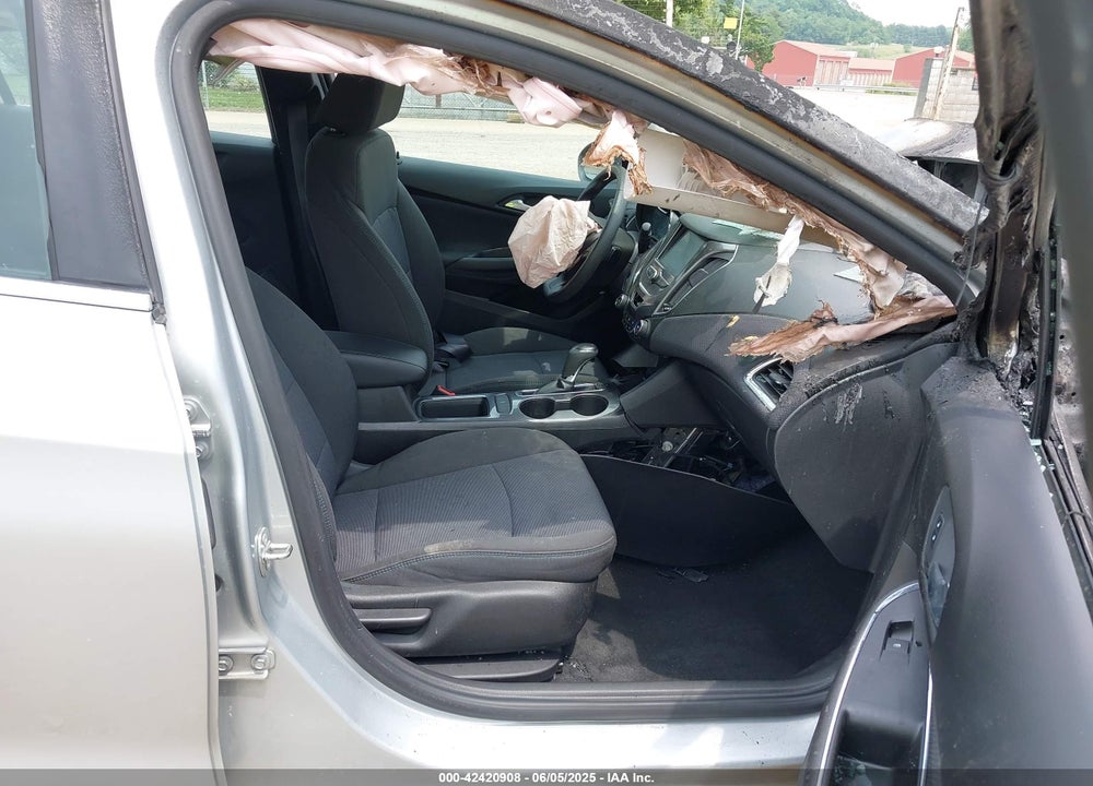 2017 CHEVROLET CRUZE VIN: 1G1BE5SM4H7245712