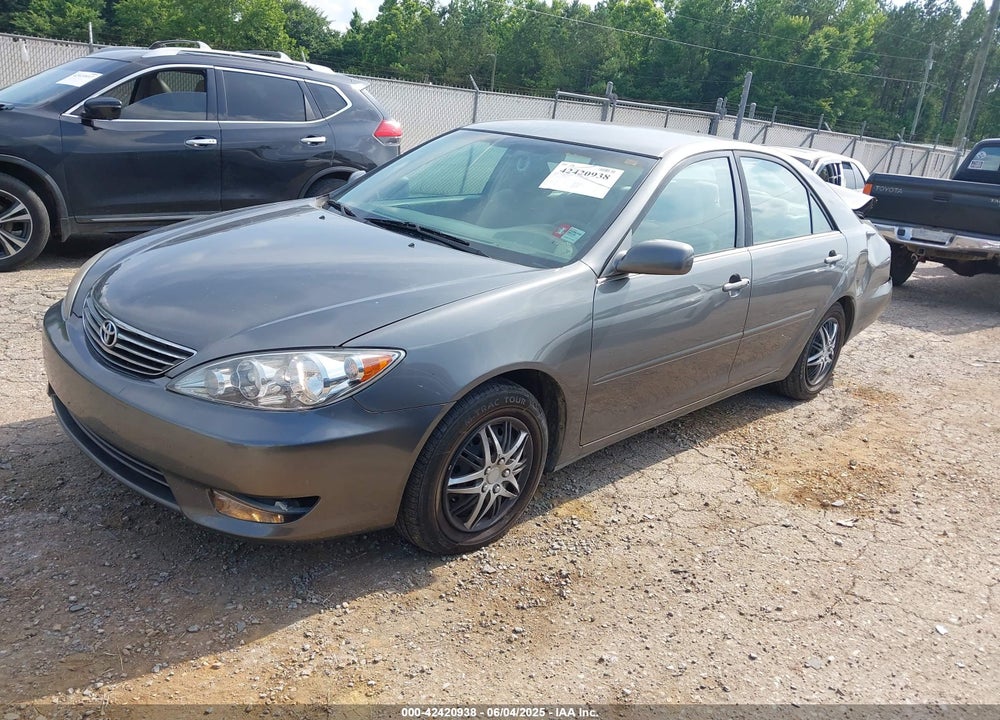 2005 TOYOTA CAMRY LE VIN: 4T1BE32K05U589511