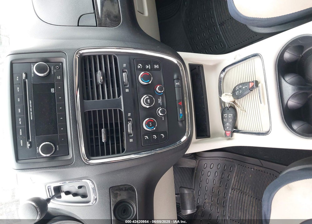 2013 DODGE GRAND CARAVAN SXT VIN: 2C4RDGCG2DR576469