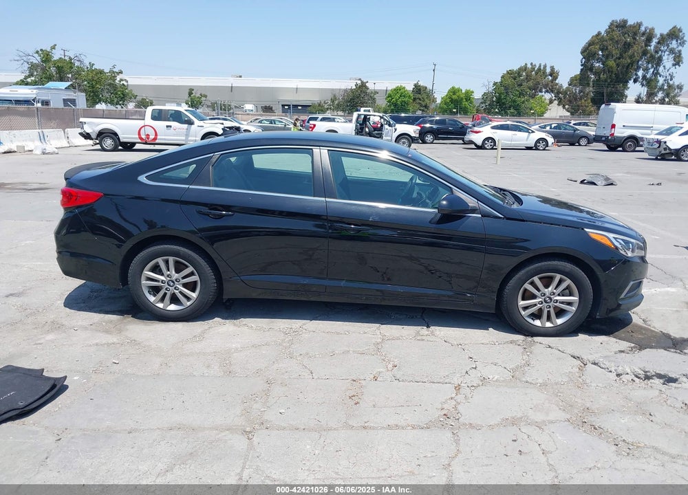 2017 HYUNDAI SONATA VIN: 5NPE24AA9HH450579