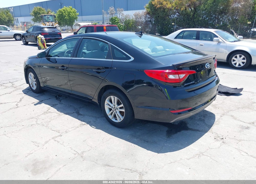 2017 HYUNDAI SONATA VIN: 5NPE24AA9HH450579