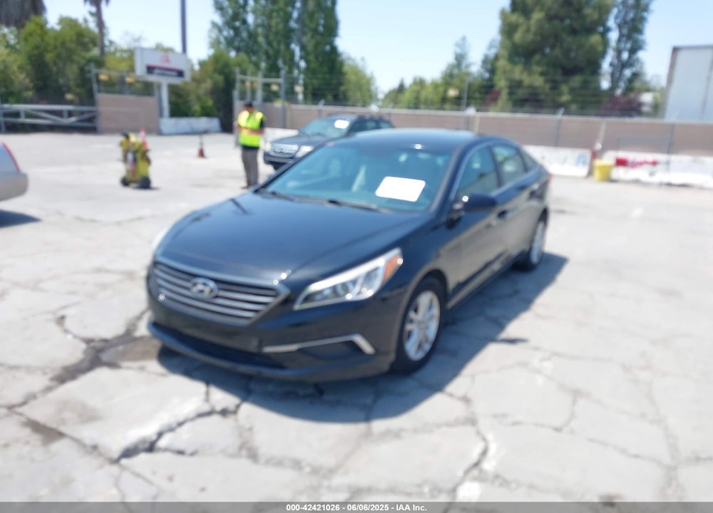2017 HYUNDAI SONATA VIN: 5NPE24AA9HH450579