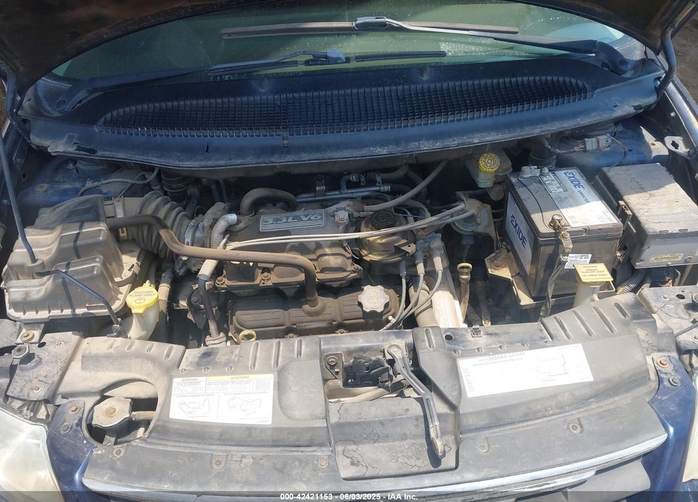 2005 CHRYSLER TOWN & COUNTRY LX VIN: 2C4GP44R85R552031