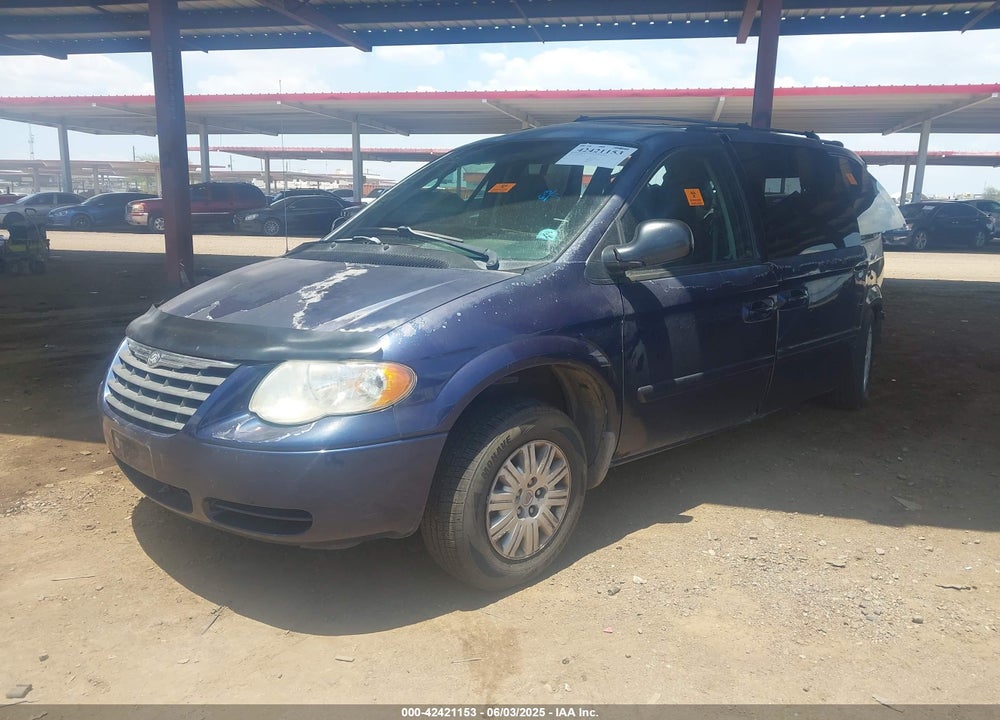 2005 CHRYSLER TOWN & COUNTRY LX VIN: 2C4GP44R85R552031