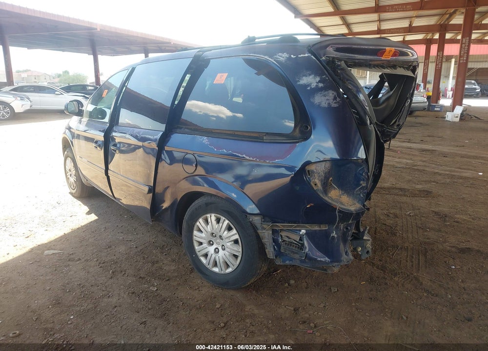 2005 CHRYSLER TOWN & COUNTRY LX VIN: 2C4GP44R85R552031