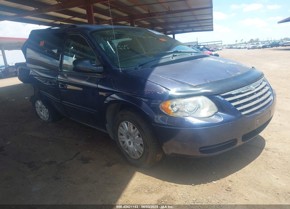 2005 CHRYSLER TOWN & COUNTRY LX VIN: 2C4GP44R85R552031