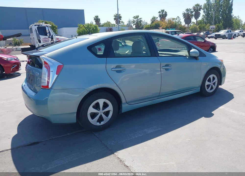 2015 TOYOTA PRIUS TWO VIN: JTDKN3DU5F1997430