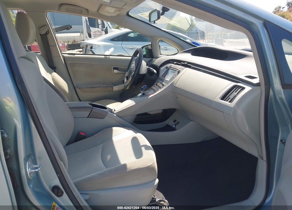 2015 TOYOTA PRIUS TWO VIN: JTDKN3DU5F1997430