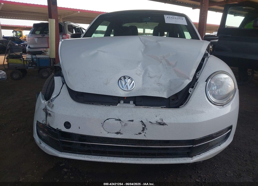2012 VOLKSWAGEN BEETLE VIN: 3VWVA7AT5CM656889