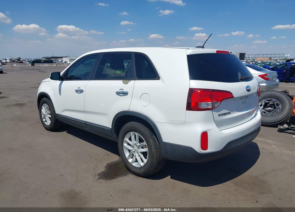 2014 KIA SORENTO LX VIN: 5XYKT3A66EG485976