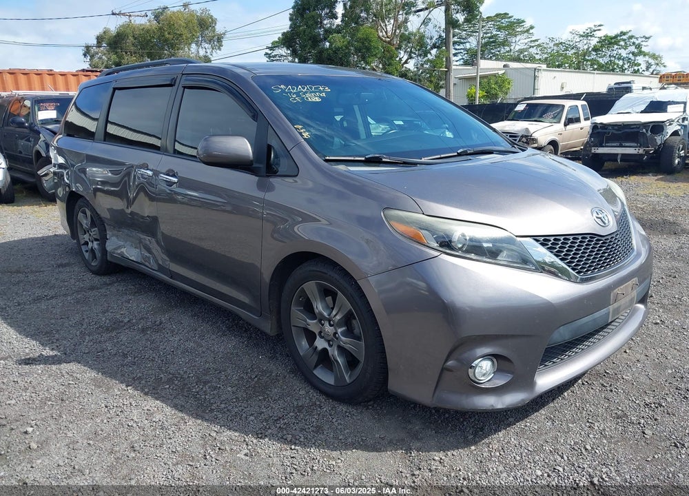 2016 TOYOTA SIENNA SE 8 PASSENGER VIN: 5TDXK3DC9GS719995