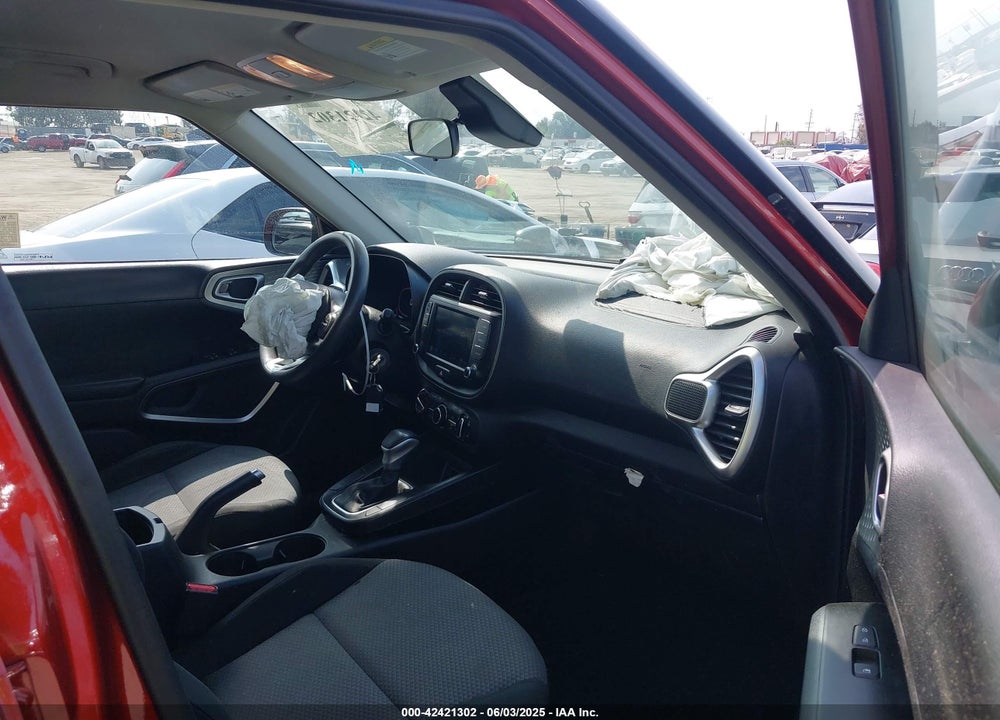 2023 KIA SOUL VIN: KNDJ23AU1P7191849