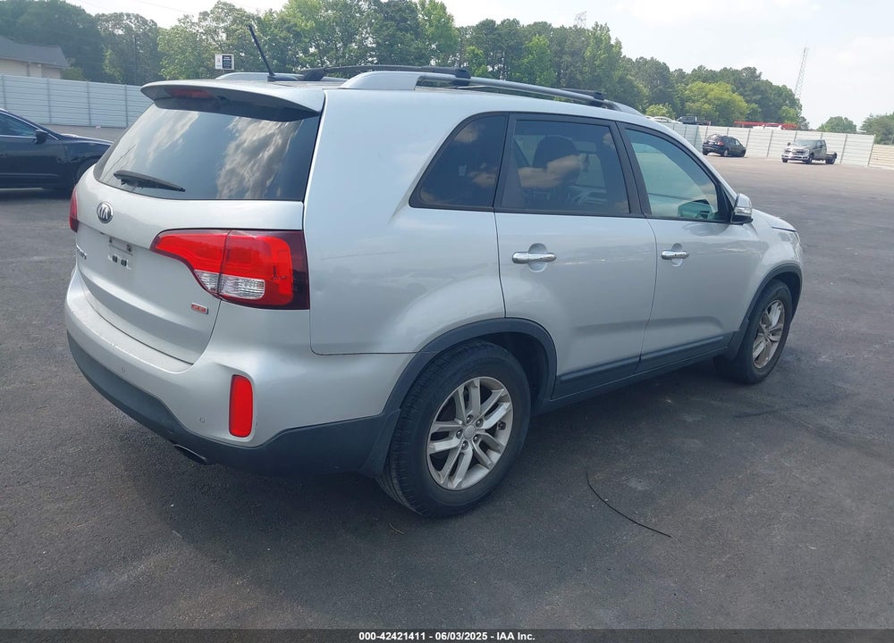 2014 KIA SORENTO VIN: 5XYKT4A64EG467174