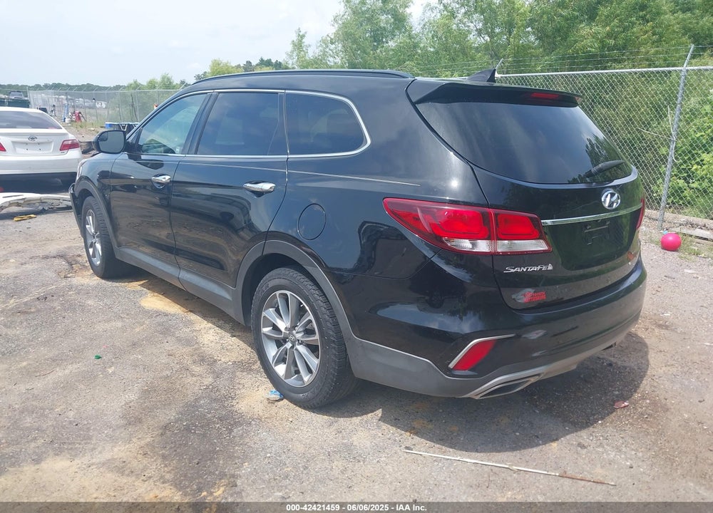 2017 HYUNDAI SANTA FE VIN: KM8SMDHF7HU216862