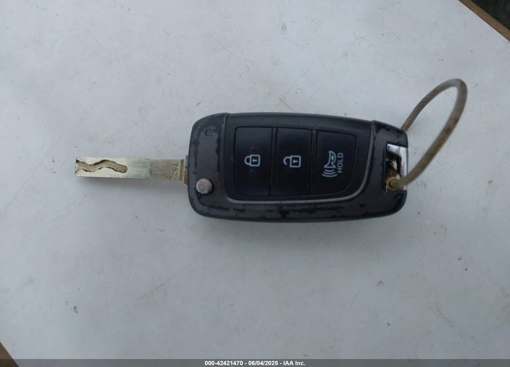 2021 HYUNDAI VENUE SE VIN: KMHRB8A32MU066701