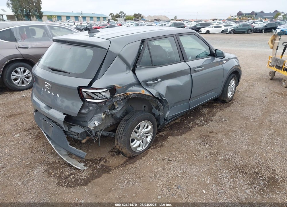 2021 HYUNDAI VENUE SE VIN: KMHRB8A32MU066701
