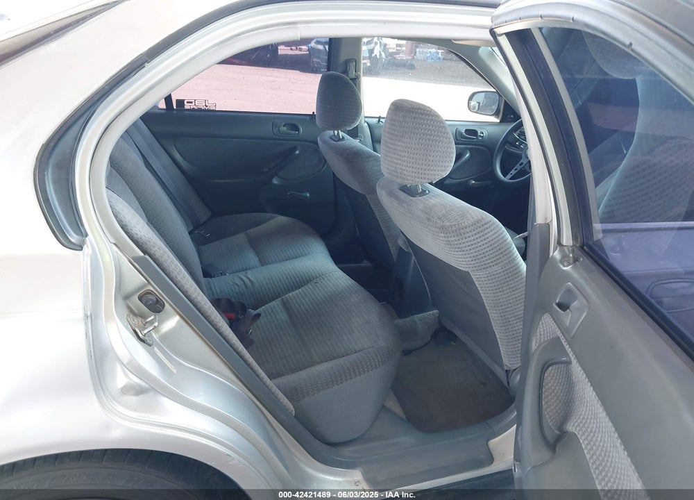2000 HONDA CIVIC VALUE PACKAGE VIN: 2HGEJ6617YH577610