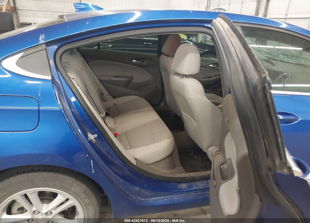 2018 CHEVROLET CRUZE LT AUTO VIN: 1G1BE5SM5J7233980