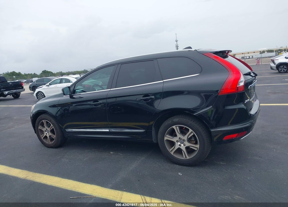 2015 VOLVO XC60 T6 PREMIER PLUS VIN: YV4902RC4F2582520