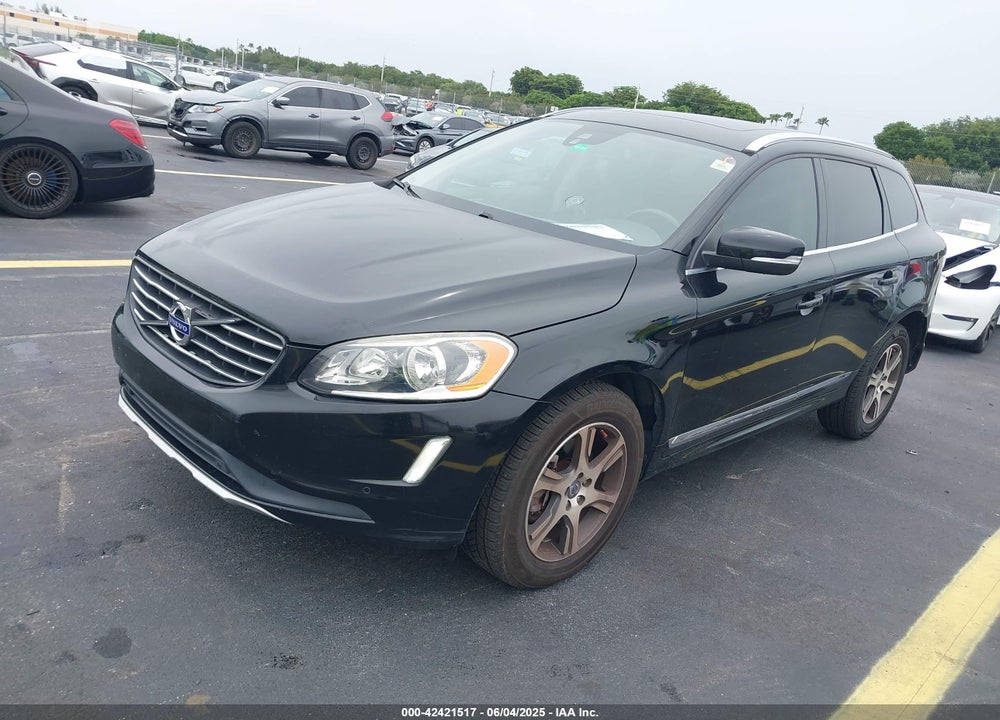 2015 VOLVO XC60 T6 PREMIER PLUS VIN: YV4902RC4F2582520