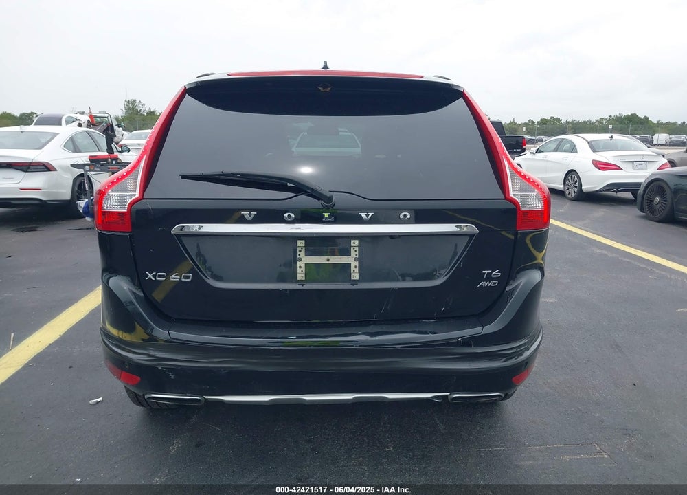 2015 VOLVO XC60 T6 PREMIER PLUS VIN: YV4902RC4F2582520