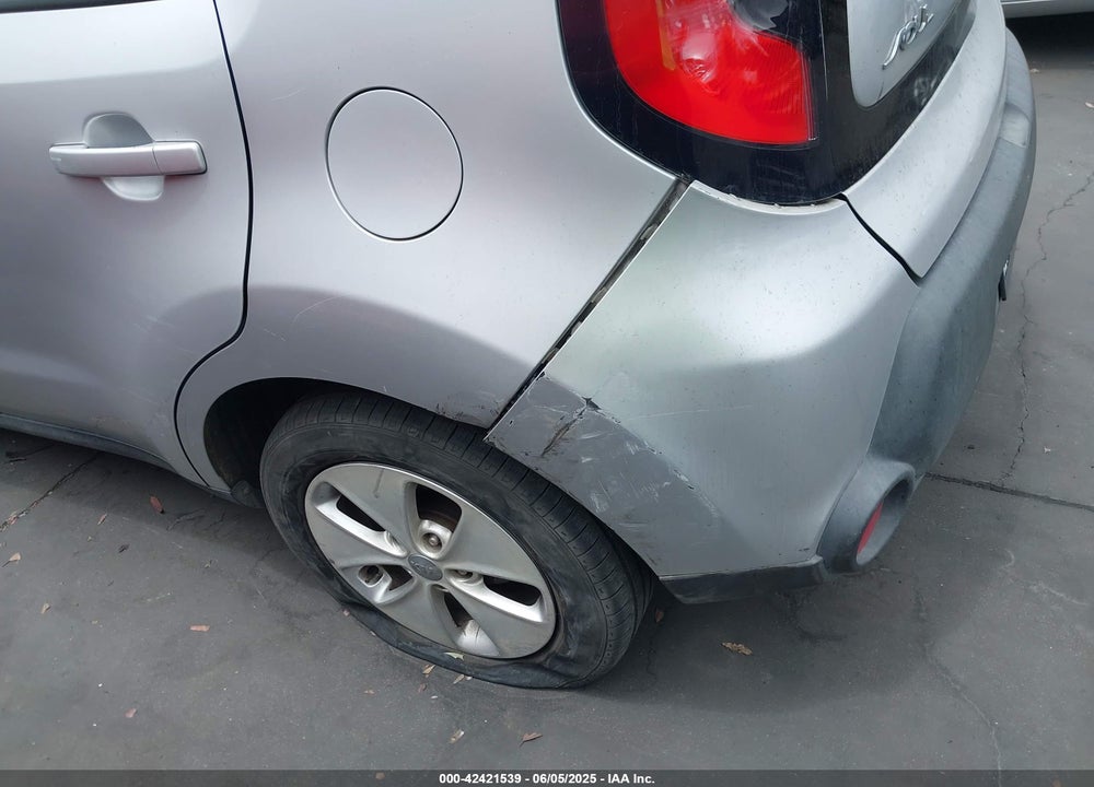 2015 KIA SOUL VIN: KNDJN2A28F7799947
